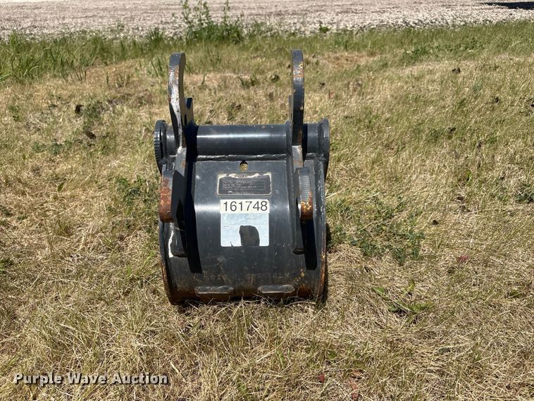 image for item DO5217 Mini excavator buckets