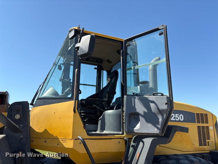 image for item DO5219 2007 Komatsu WA250-5L wheel loader