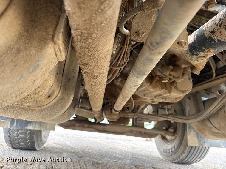 image for item DO8514 2007 International 7500 water truck