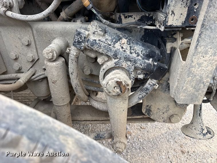 image for item DO8514 2007 International 7500 water truck