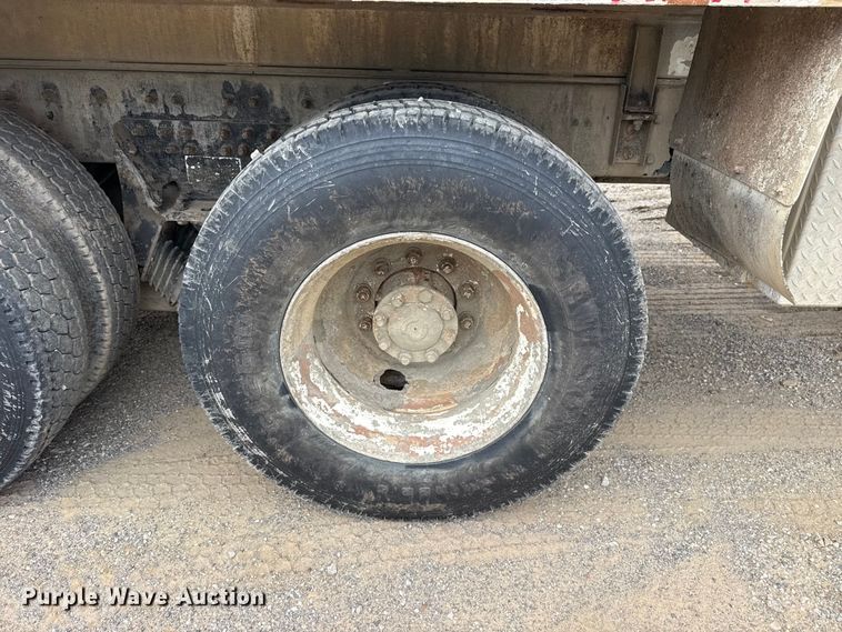 image for item DO8514 2007 International 7500 water truck