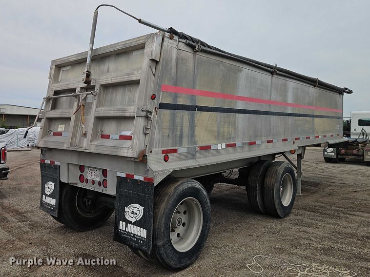 image for item DR2814 2003 Travis T/96 end dump trailer