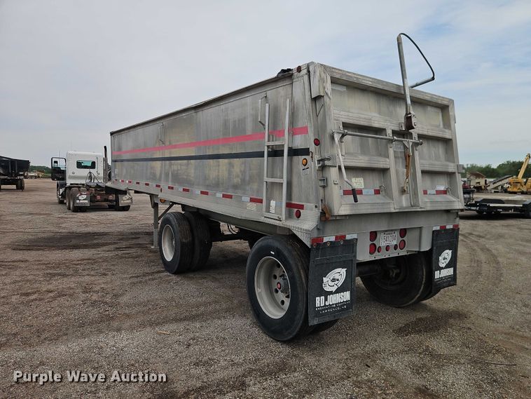 image for item DR2814 2003 Travis T/96 end dump trailer