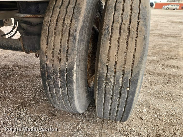 image for item DR2814 2003 Travis T/96 end dump trailer