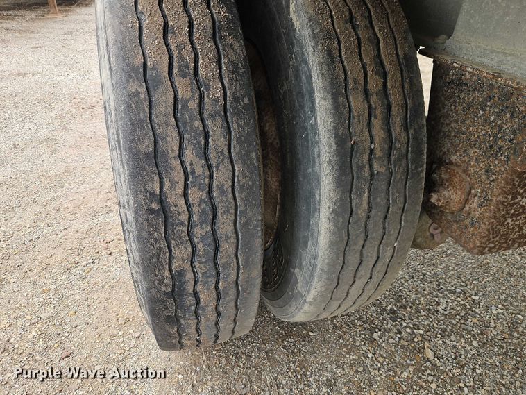 image for item DR2814 2003 Travis T/96 end dump trailer