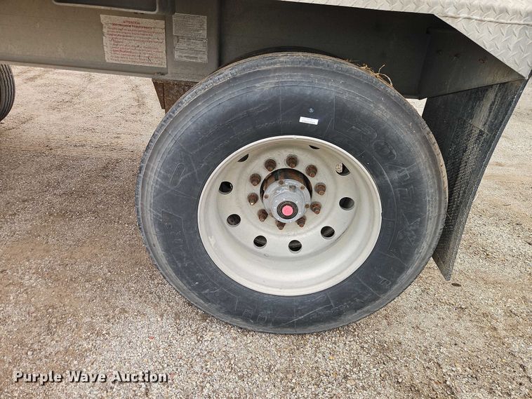 image for item DR2814 2003 Travis T/96 end dump trailer