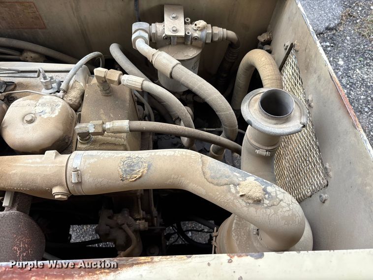 image for item DT0072 Ingersoll Rand DD-25 double drum vibratory roller