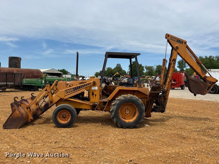 image for item DT0244 Case 580C backhoe