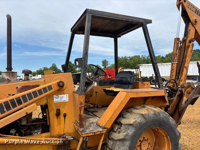 image for item DT0244 Case 580C backhoe
