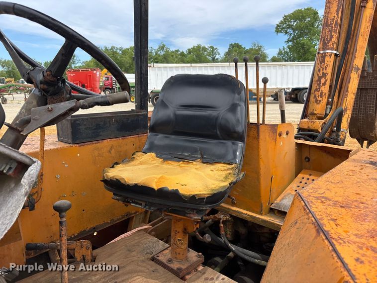 image for item DT0244 Case 580C backhoe