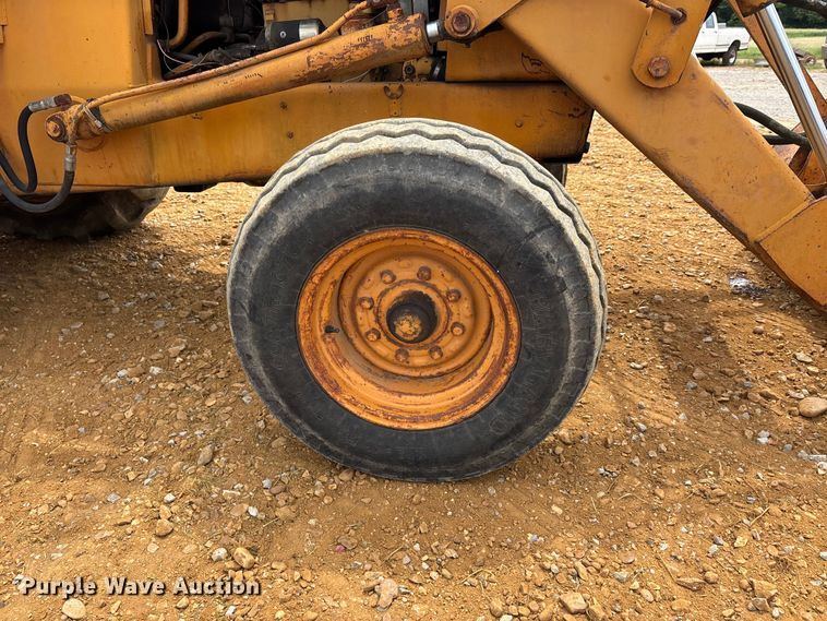 image for item DT0244 Case 580C backhoe