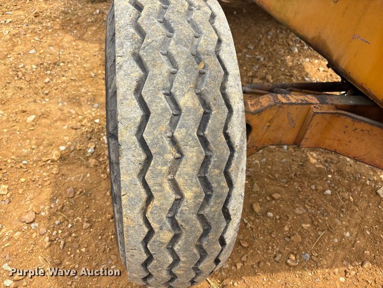 image for item DT0244 Case 580C backhoe