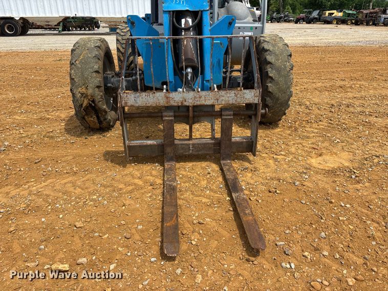 image for item DT0245 2008 Genie GTH844 telehandler