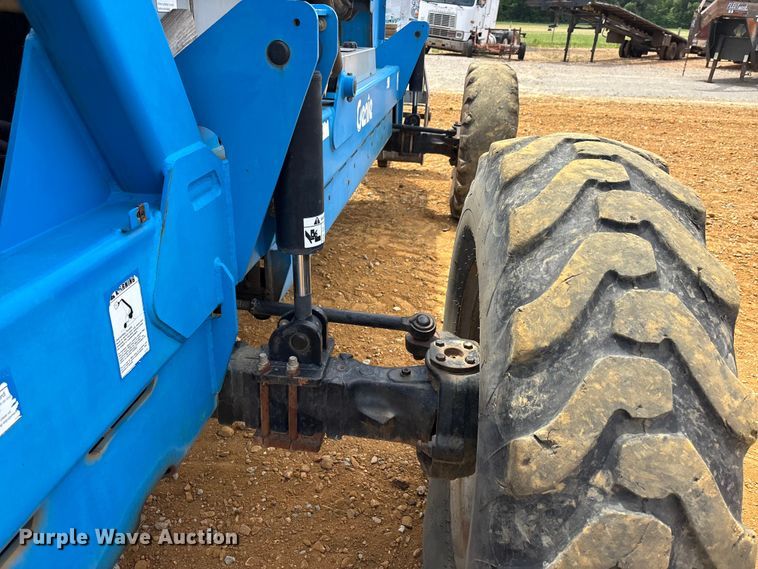 image for item DT0245 2008 Genie GTH844 telehandler