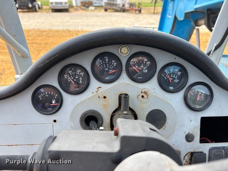 image for item DT0245 2008 Genie GTH844 telehandler