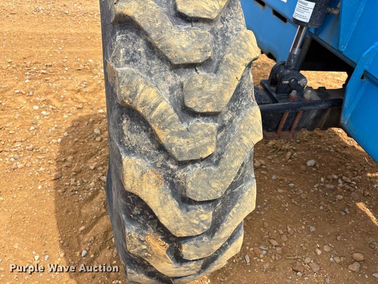 image for item DT0245 2008 Genie GTH844 telehandler