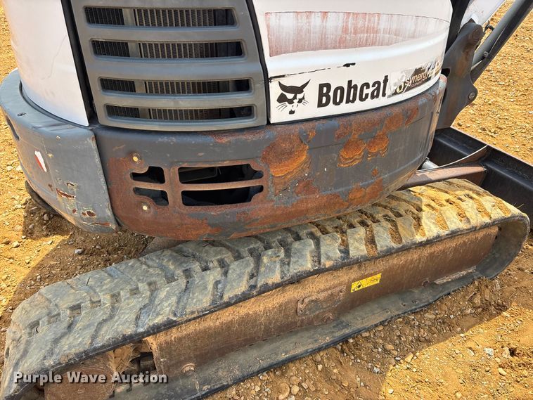 image for item DT0247 2016 Bobcat E26 mini excavator