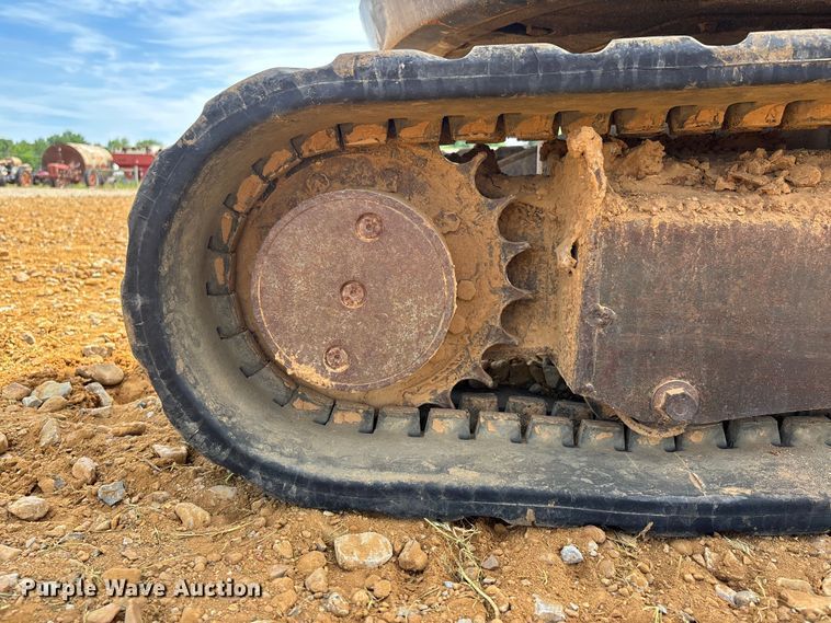 image for item DT0247 2016 Bobcat E26 mini excavator