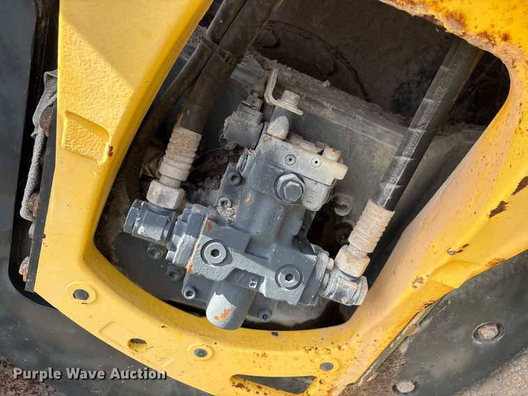 image for item DU0458 2006 BOMAG BW190 AD-4 double drum vibratory roller