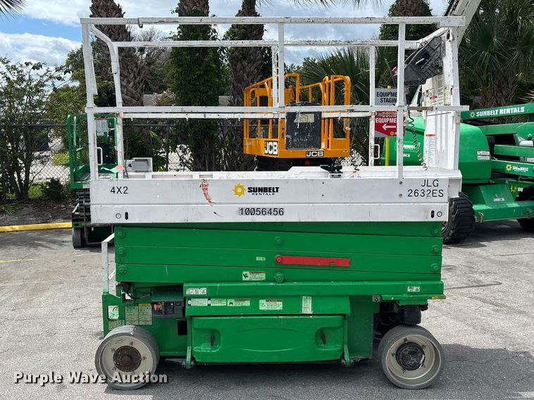 image for item DU0484 JLG 2632ES scissor lift