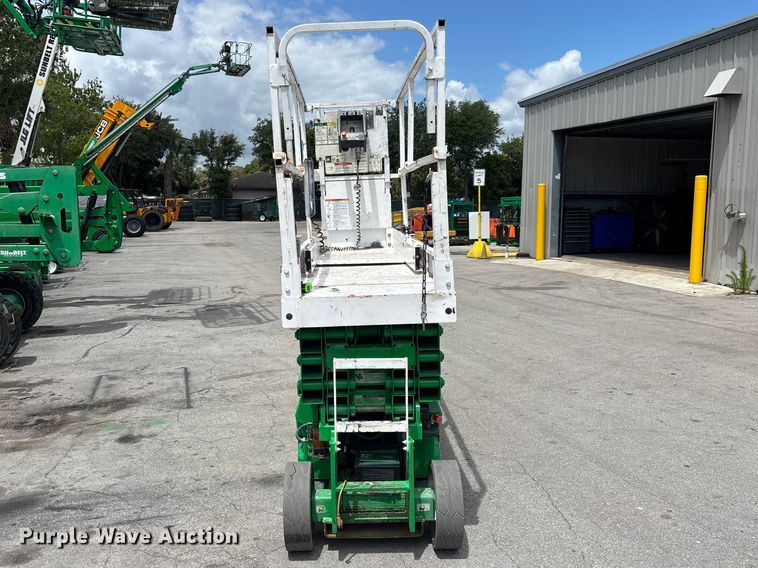 image for item DU0484 JLG 2632ES scissor lift