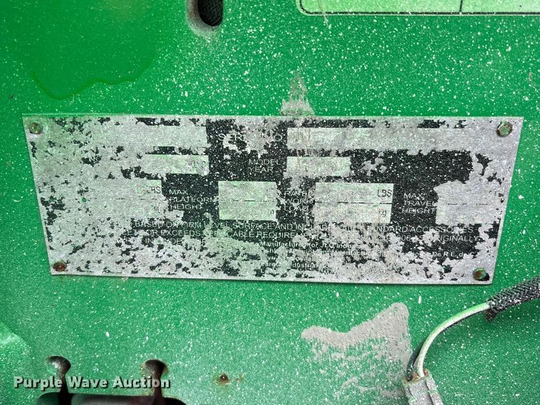 image for item DU0484 JLG 2632ES scissor lift