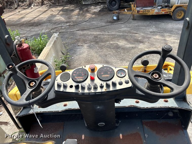 image for item DU0493 2006 BOMAG BW190 A-4 double drum vibratory roller