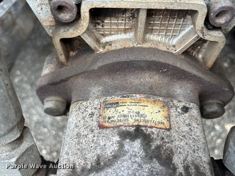 image for item DU0494 2020 Massey Ferguson 4607M tractor