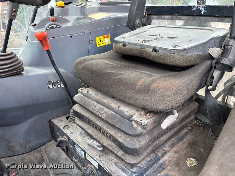 image for item DU0494 2020 Massey Ferguson 4607M tractor