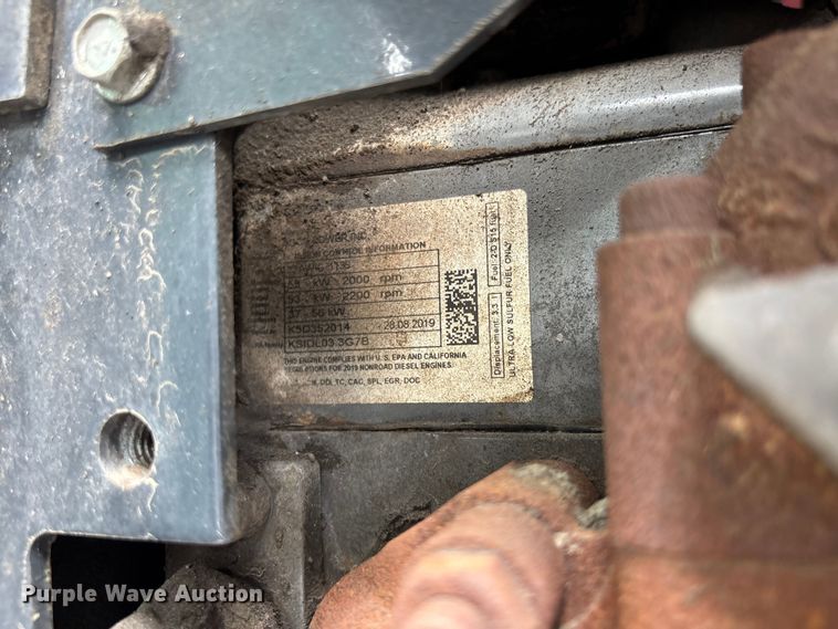 image for item DU0494 2020 Massey Ferguson 4607M tractor
