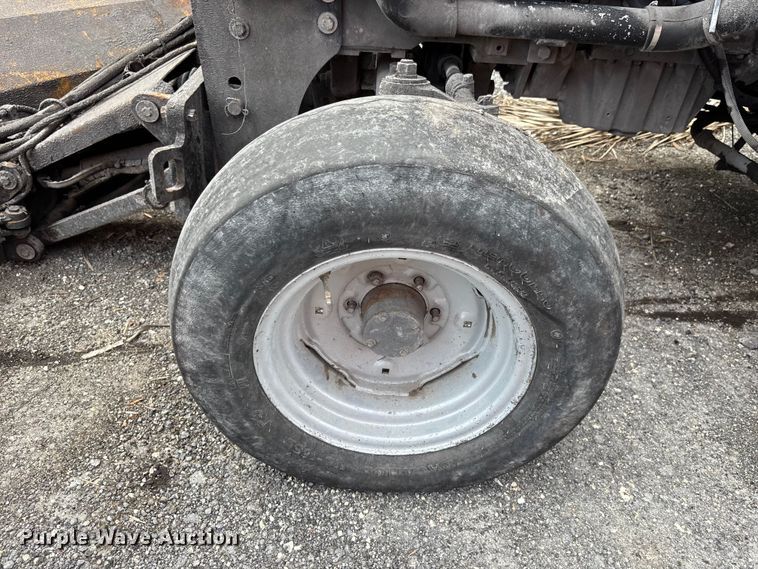 image for item DU0494 2020 Massey Ferguson 4607M tractor