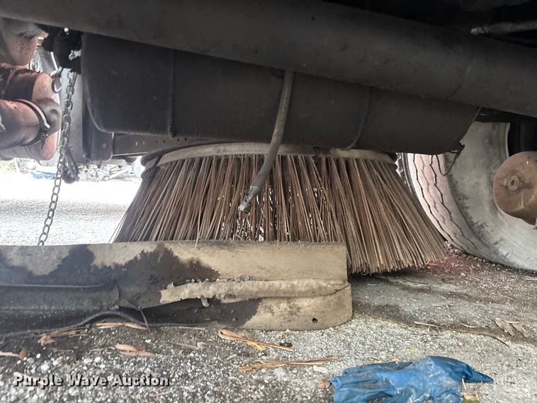 image for item DU0495 2013 Freightliner M2106 street sweeper truck