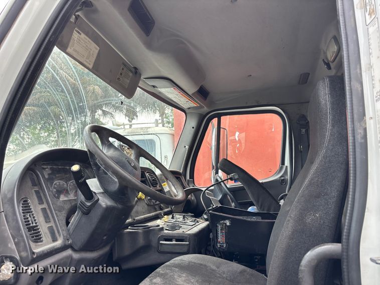 image for item DU0495 2013 Freightliner M2106 street sweeper truck