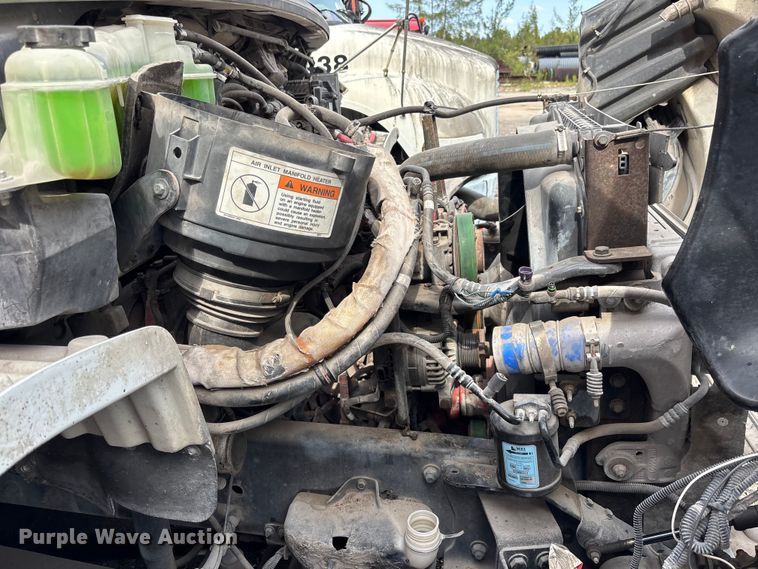 image for item DU0495 2013 Freightliner M2106 street sweeper truck