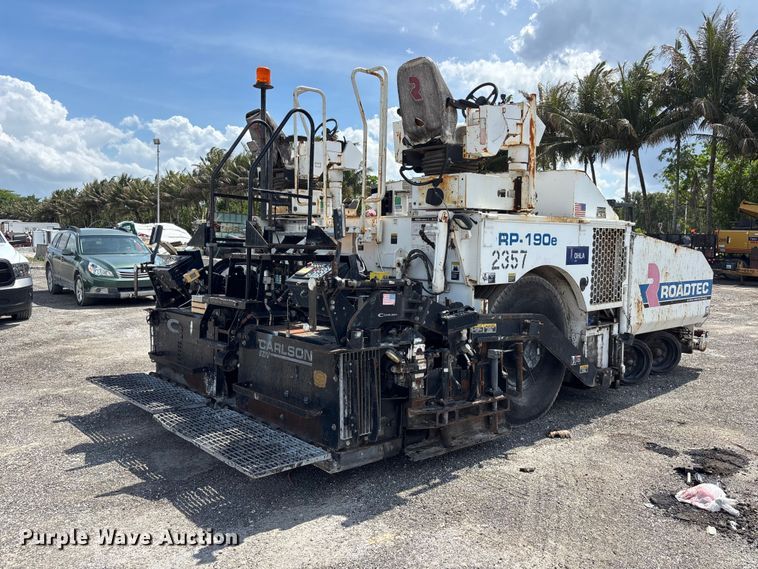 image for item DU0497 Roadtec RP190e paver