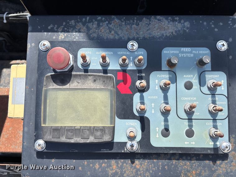 image for item DU0497 Roadtec RP190e paver