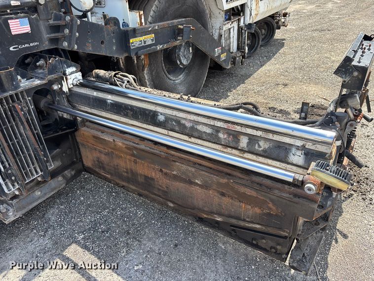 image for item DU0497 Roadtec RP190e paver