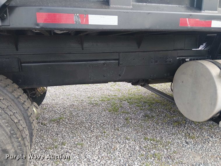 image for item DU3106 2006 Mack CXN612 Vision dump truck
