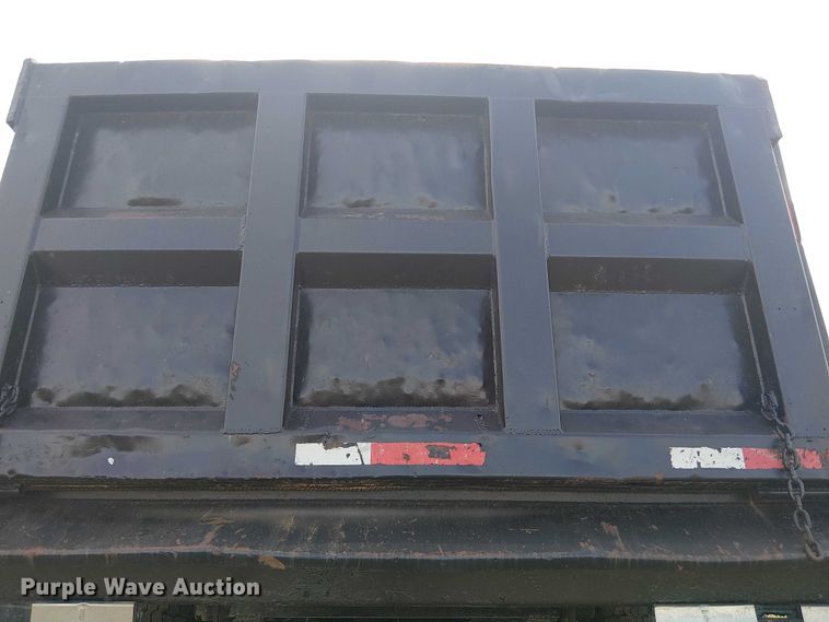 image for item DU3106 2006 Mack CXN612 Vision dump truck