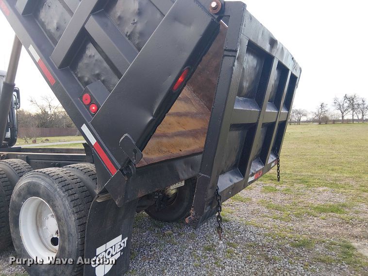 image for item DU3106 2006 Mack CXN612 Vision dump truck