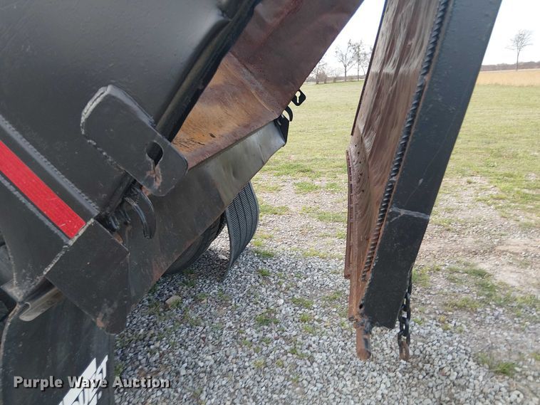 image for item DU3106 2006 Mack CXN612 Vision dump truck