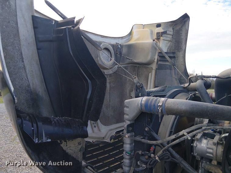 image for item DU3106 2006 Mack CXN612 Vision dump truck