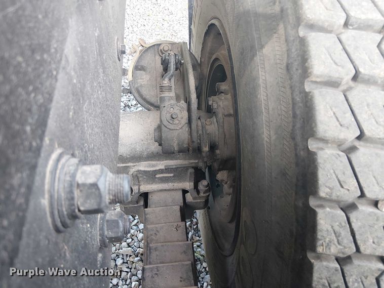 image for item DU3106 2006 Mack CXN612 Vision dump truck