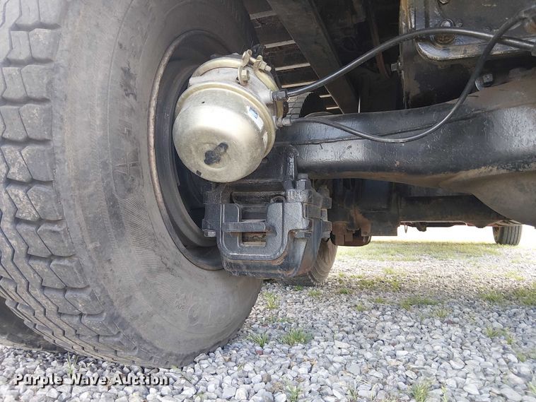image for item DU3106 2006 Mack CXN612 Vision dump truck