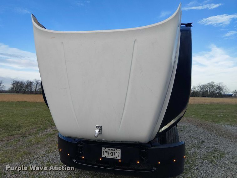 image for item DU3106 2006 Mack CXN612 Vision dump truck