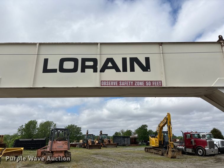 image for item DV4256 1992 Lorain LRT-350D crane
