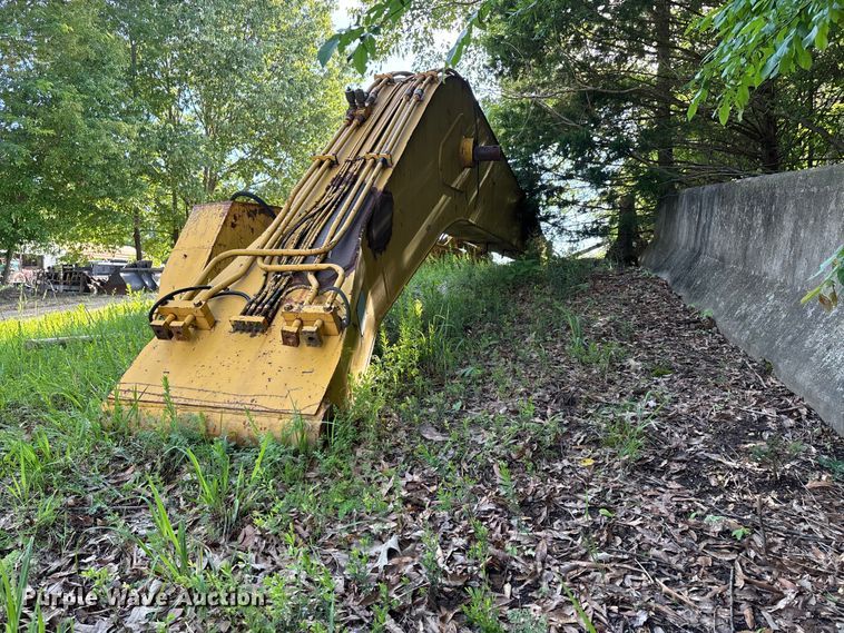 image for item DV4283 Pierce-Pacific Manufacturing LR3/60 excavator equipment