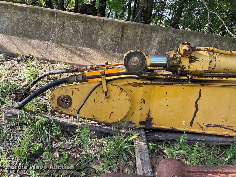 image for item DV4283 Pierce-Pacific Manufacturing LR3/60 excavator equipment