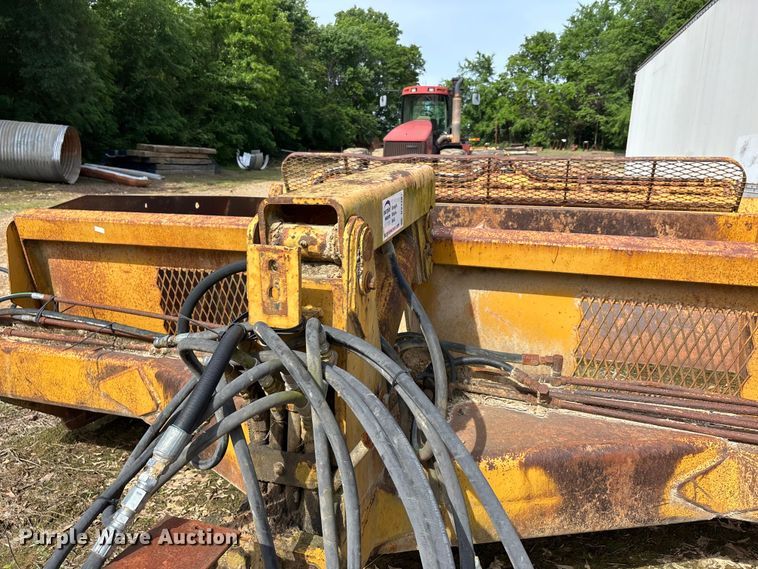 image for item DV4287 1997 Reynolds  17C scraper