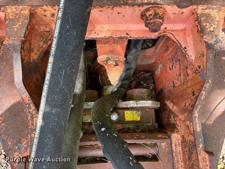 image for item DV4292 Excavator breaker